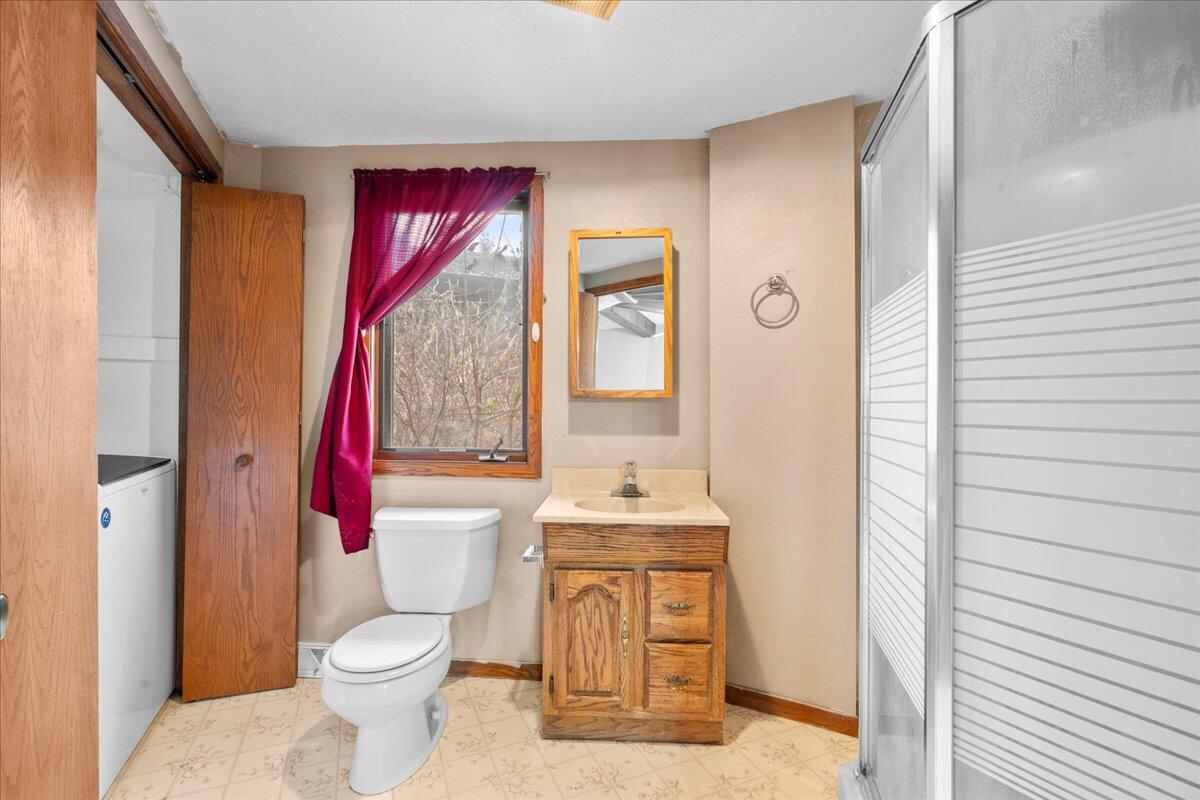 19940 Highway 57 Schleswig, WI 53042 - Photo 9 of 50 Full Bath--Main Floor