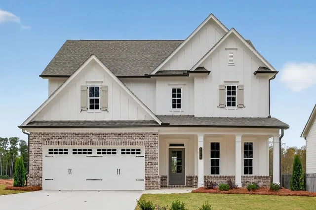 $560,460 | 5579 Spring Street, Flowery Branch, GA 30542