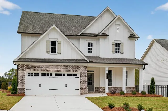 $560,460 | 5579 Spring Street, Flowery Branch, GA 30542