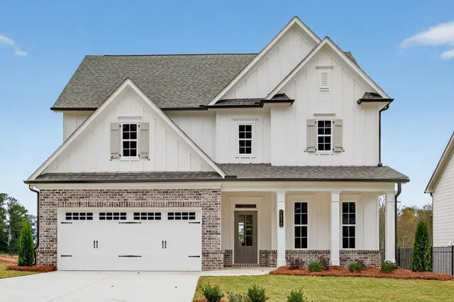 $560,460 | 5579 Spring Street, Flowery Branch, GA 30542