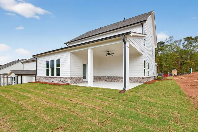 $560,460 | 5579 Spring Street, Flowery Branch, GA 30542