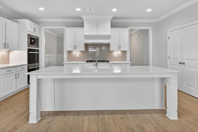 $560,460 | 5579 Spring Street, Flowery Branch, GA 30542