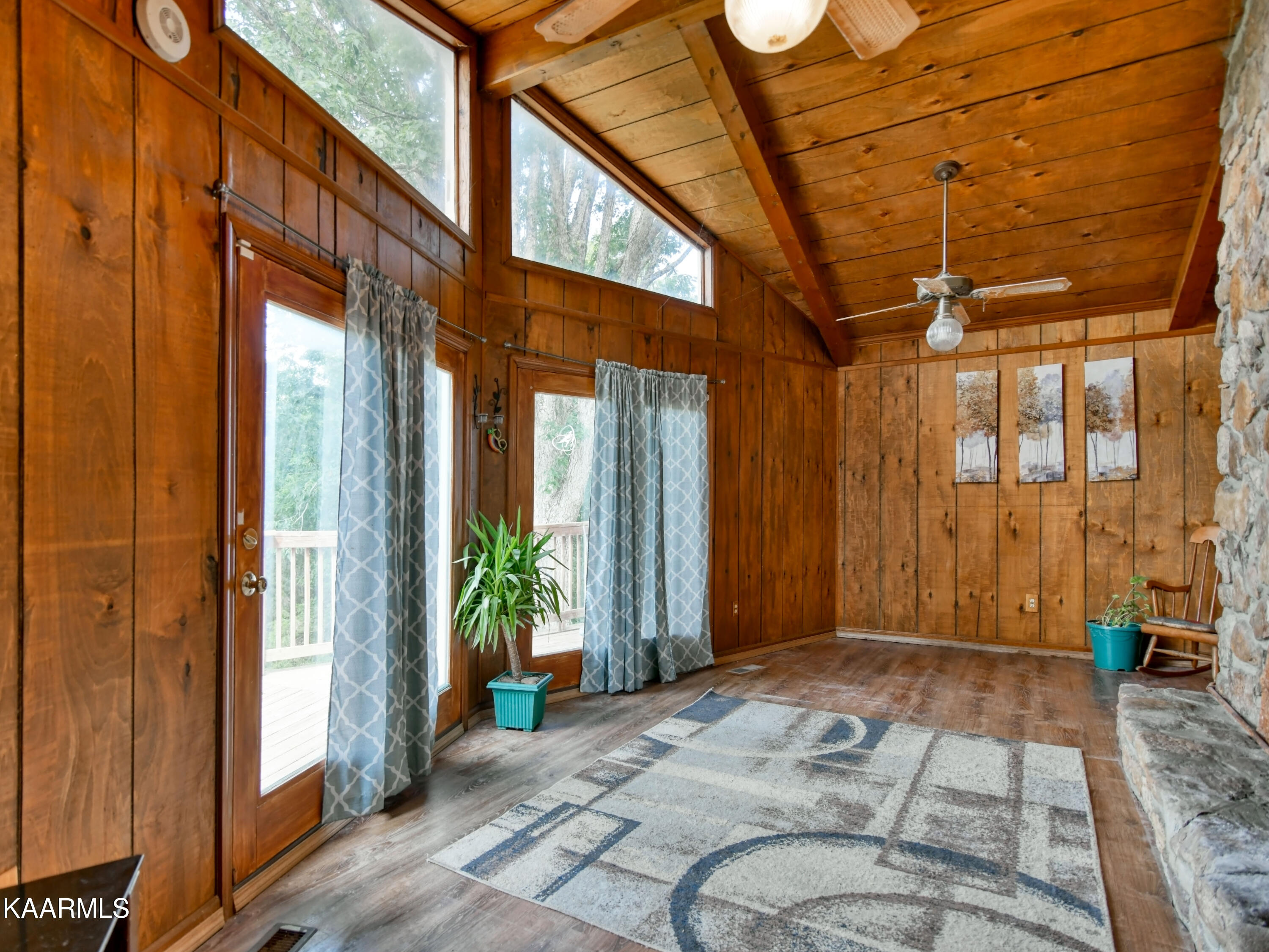 9305 Kodak Road Kodak, TN 37764 - Photo 11 of 30 9305 Kodak Rd 20