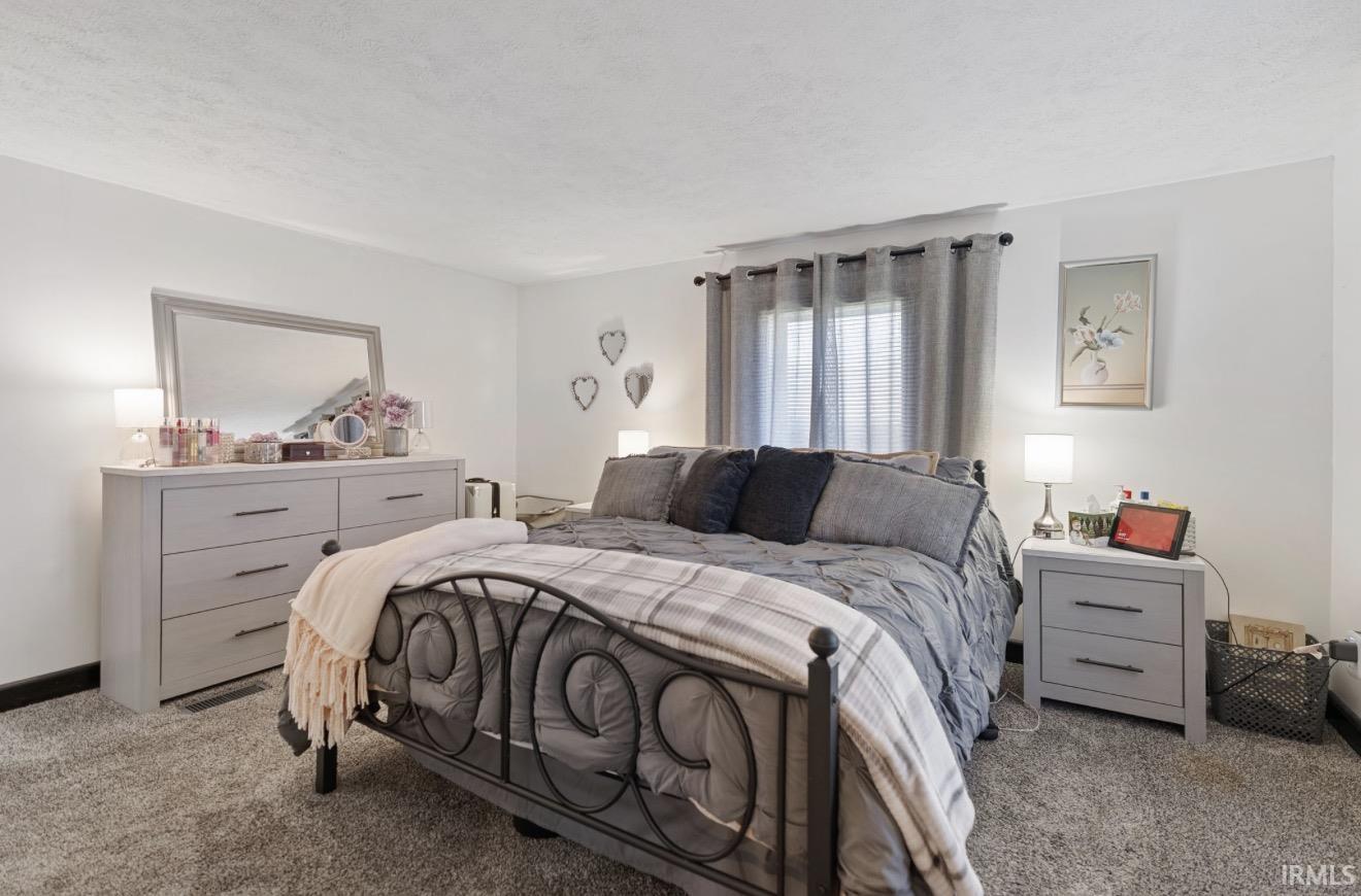 3395 West Crystal Lake Road Warsaw, IN 46580 - Photo 16 of 35