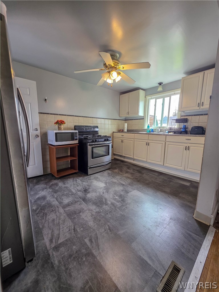 121 Cedar Road Cheektowaga, NY 14215 - Photo 33 of 43