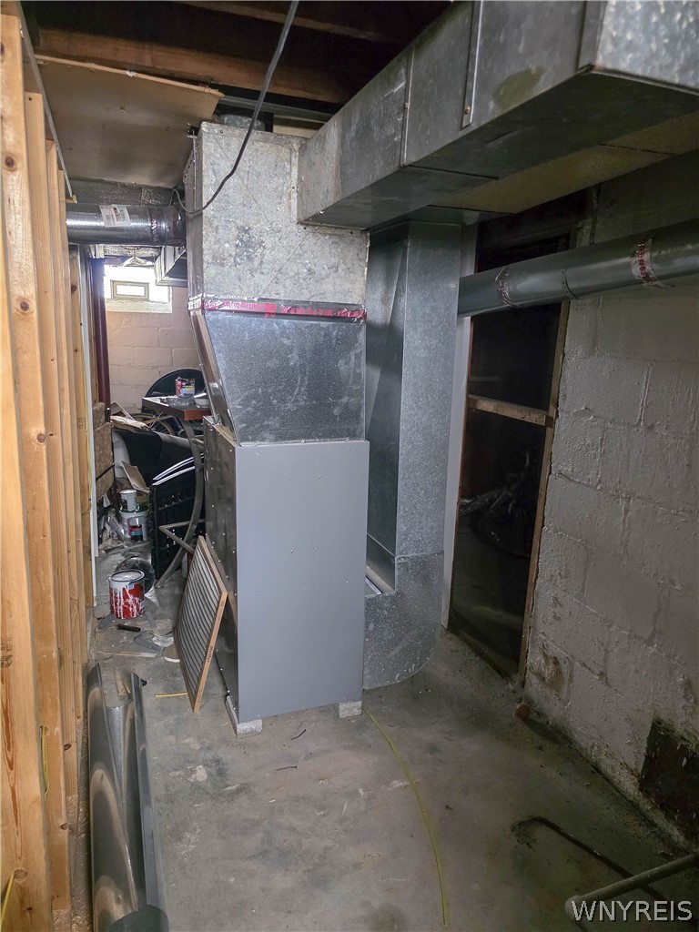 121 Cedar Road Cheektowaga, NY 14215 - Photo 41 of 43