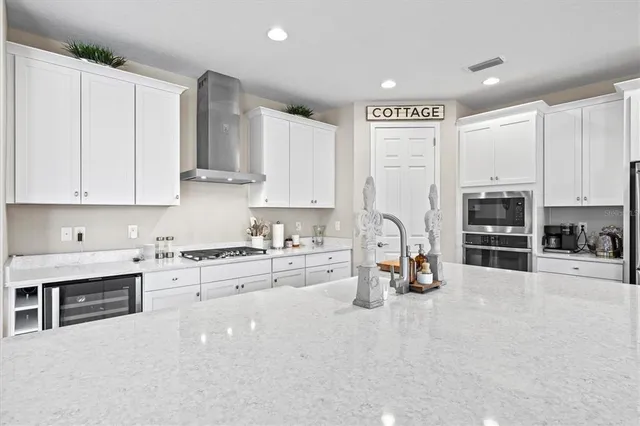 $3,500 | 5709 Silver Sun Drive, Apollo Beach, FL 33572