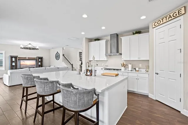 $3,500 | 5709 Silver Sun Drive, Apollo Beach, FL 33572