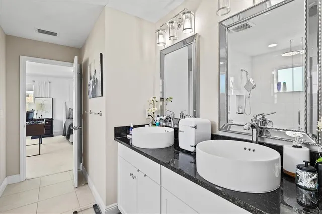 $3,500 | 5709 Silver Sun Drive, Apollo Beach, FL 33572