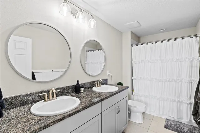 $3,500 | 5709 Silver Sun Drive, Apollo Beach, FL 33572