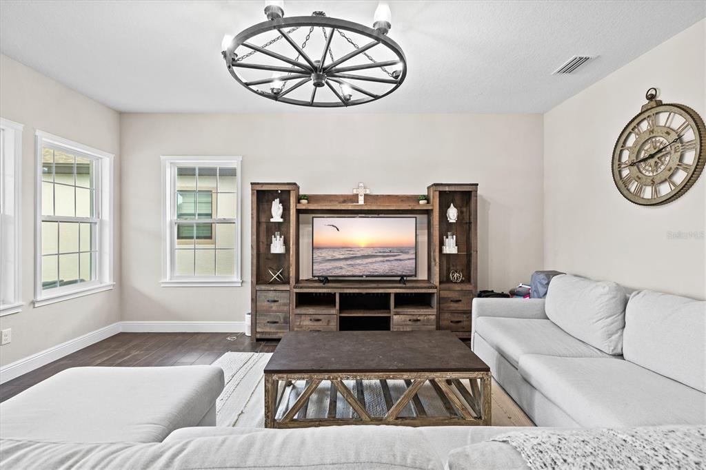 5709 Silver Sun Drive Apollo Beach, FL 33572 - Photo 10 of 100