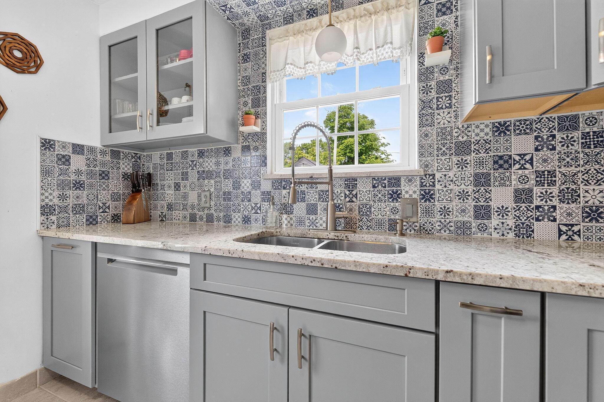 492 Wetmore Road Columbus, OH 43214 - Photo 22 of 55 Kitchen