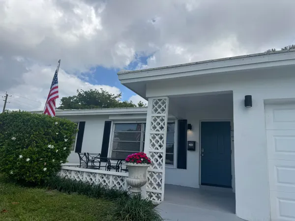 $2,850 | 100 Northwest 27th Street, Pompano Beach, FL 33064