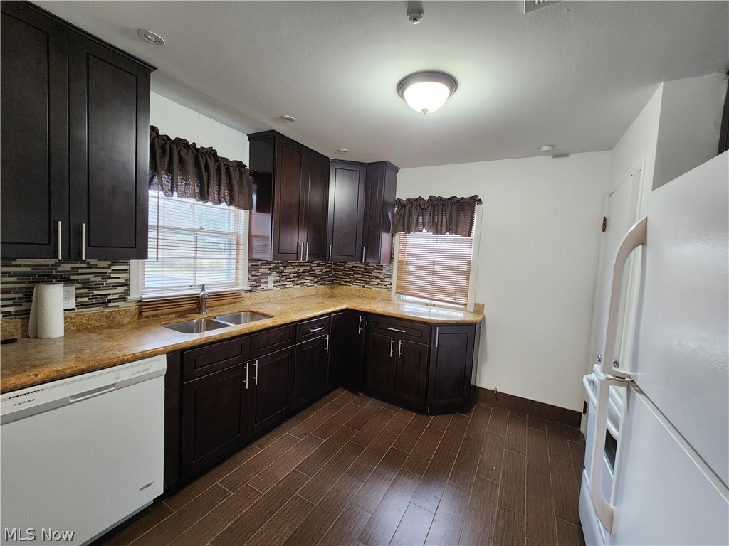 3677 Cummings Road Cleveland, OH 44118 - Photo 9 of 28