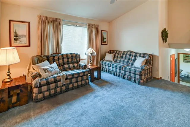 $449,900 | 201 Vista Cottage Grove, Cottage Grove, WI 53527