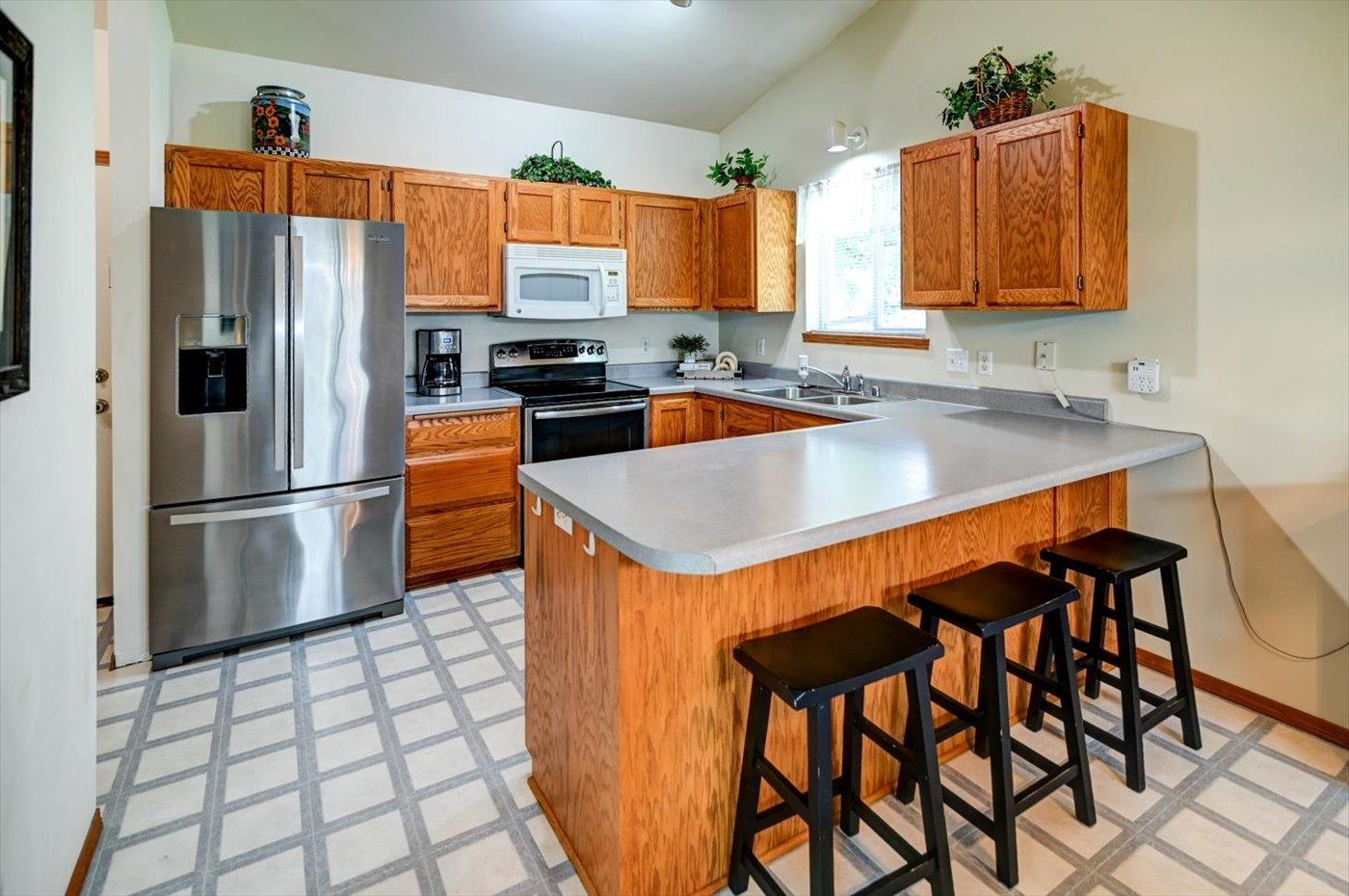 201 Vista Cottage Grove Cottage Grove, WI 53527 - Photo 22 of 51