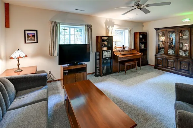 $449,900 | 201 Vista Cottage Grove, Cottage Grove, WI 53527