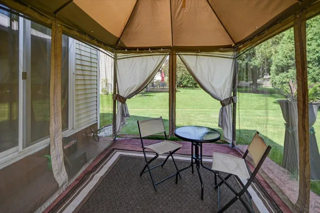 $449,900 | 201 Vista Cottage Grove, Cottage Grove, WI 53527