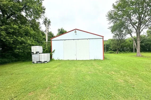 $255,000 | 227 South Moulton Street, Leeton, MO 64761