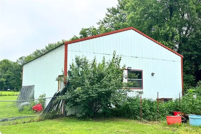 $255,000 | 227 South Moulton Street, Leeton, MO 64761