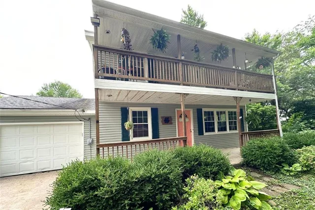 $255,000 | 227 South Moulton Street, Leeton, MO 64761