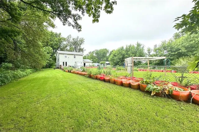 $255,000 | 227 South Moulton Street, Leeton, MO 64761