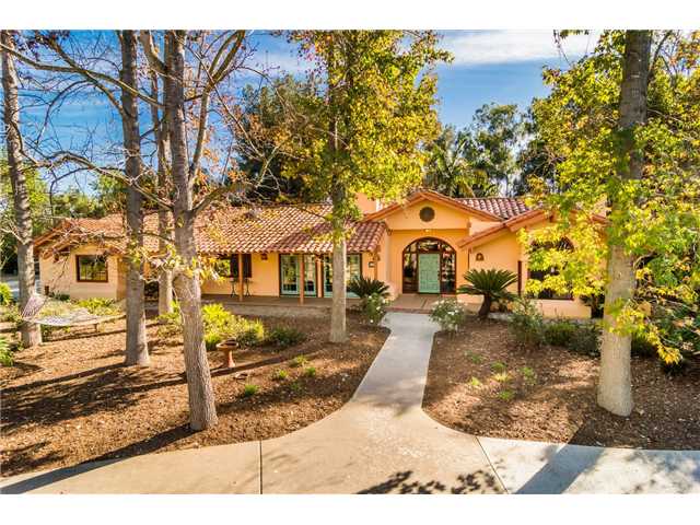 1060 Capra Way Fallbrook, CA 92028 - Photo 1 of 25 Gallery Image 1