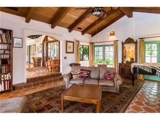 1060 Capra Way Fallbrook, CA 92028 - Photo 5 of 25 Gallery Image 5