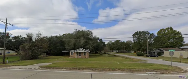$200,000 | 13409 Highway 44, Gonzales, LA 70737