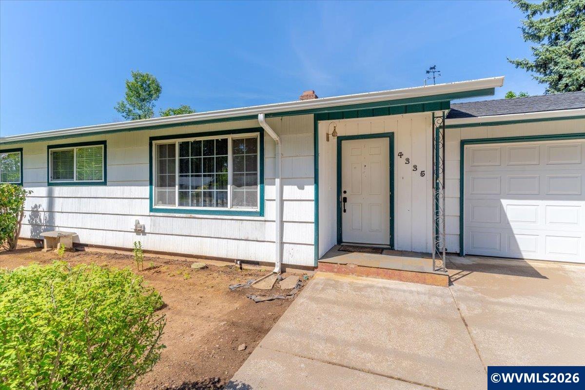 4335 Lone Oak Road Southeast Salem, OR 97302 - Photo 6 of 35