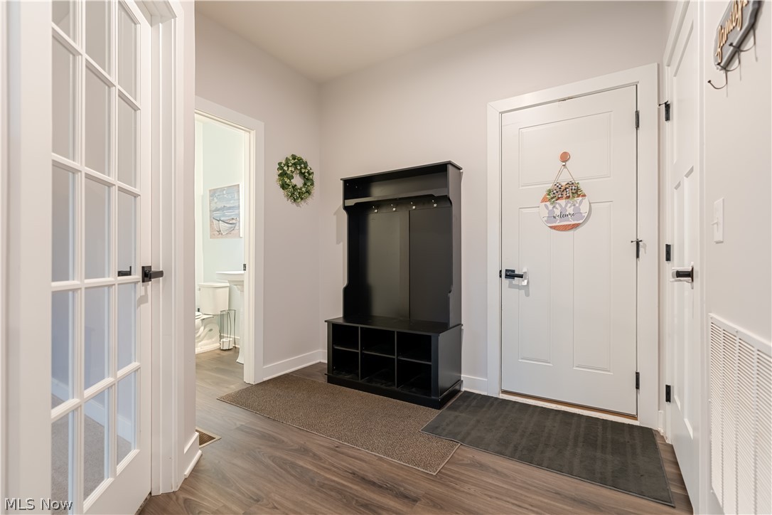3349 Stoneleigh Road Northeast Canton, OH 44721 - Photo 17 of 39 Gallery Image 17
