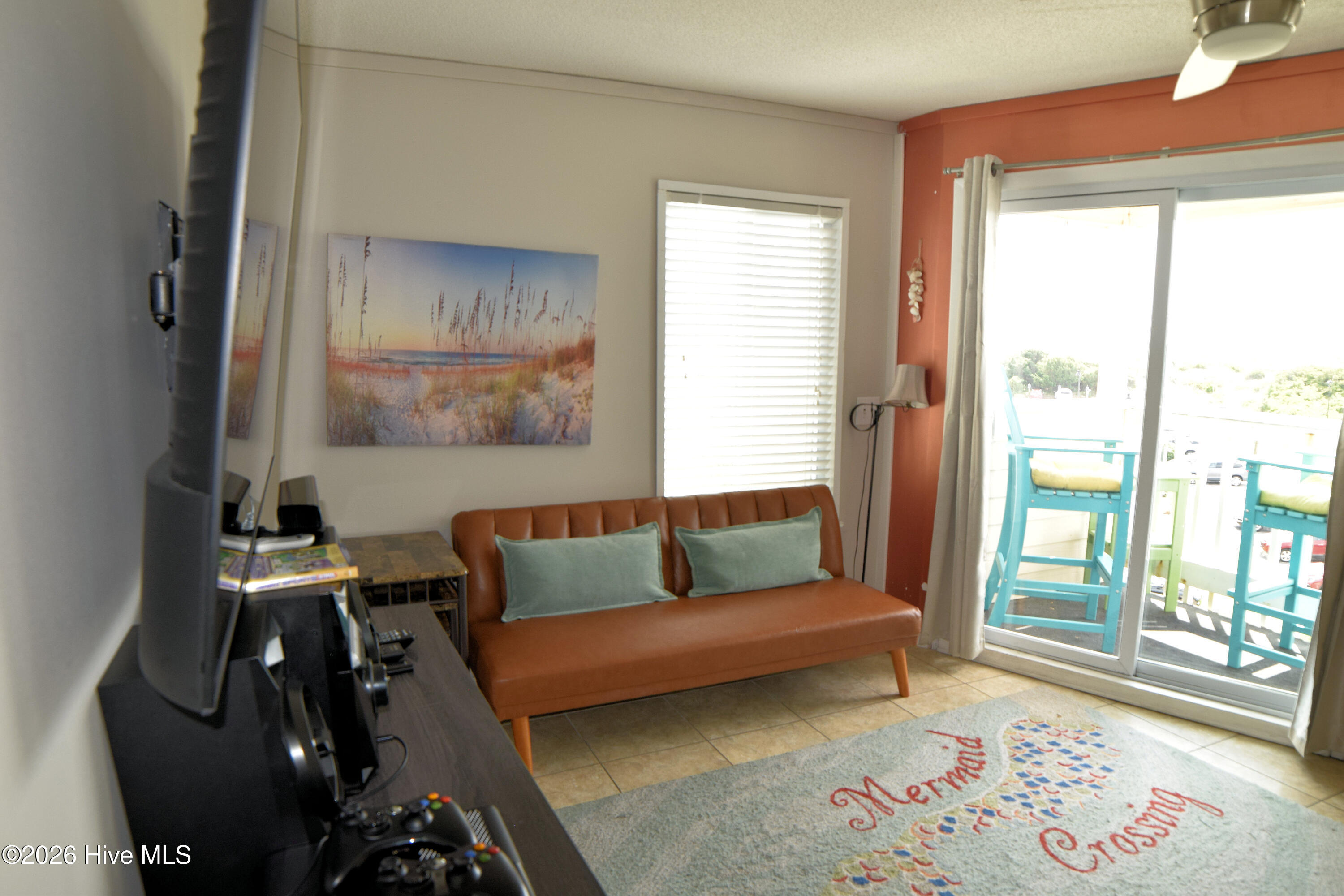 1904 East Fort Macon Road, Unit 348 Atlantic Beach, NC 28512 - Photo 18 of 27 Family Room