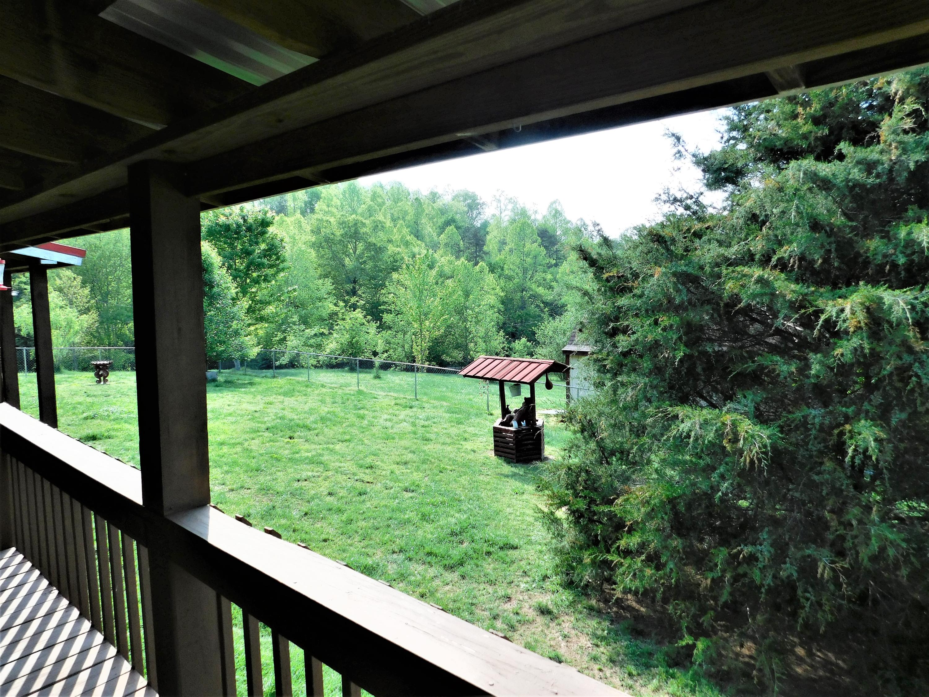 275 Boones Hollow Road Speedwell, TN 37870 - Photo 15 of 34 275 10