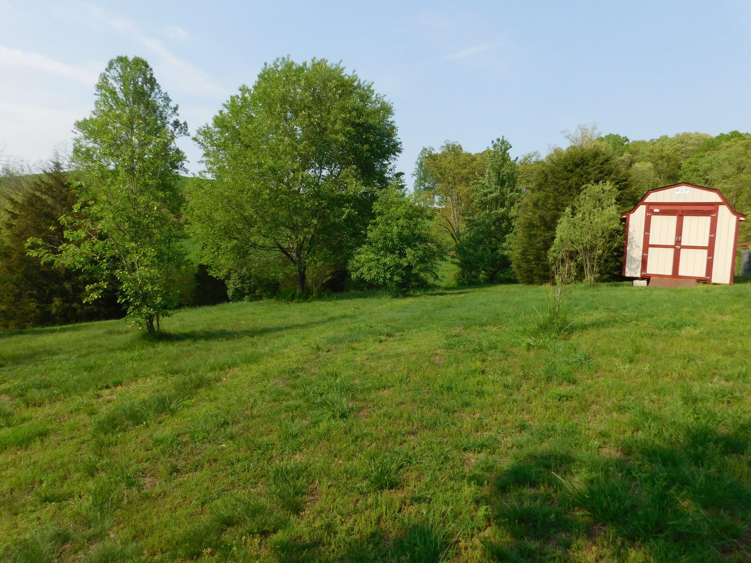 275 Boones Hollow Road Speedwell, TN 37870 - Photo 23 of 34 275 19