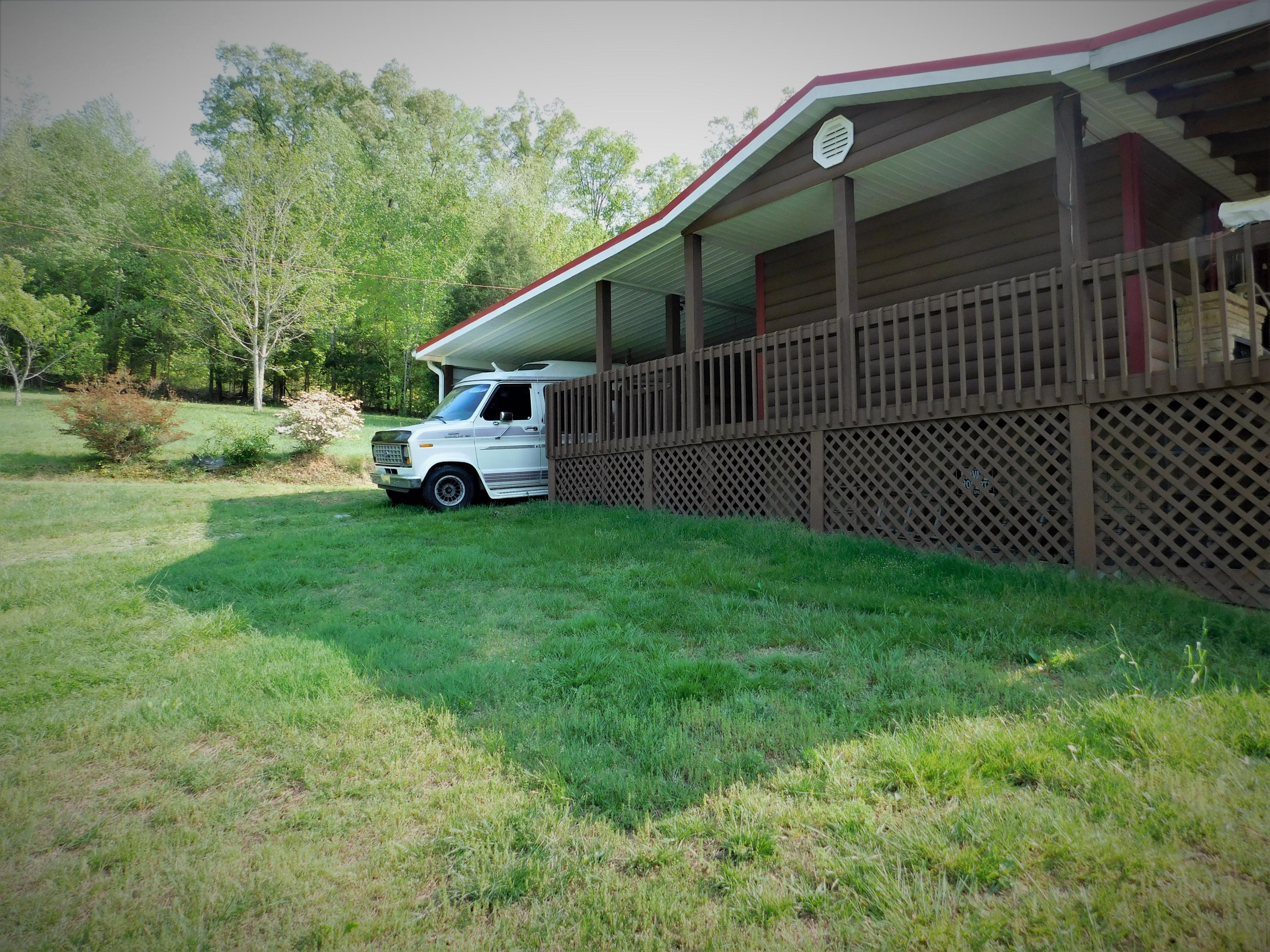 275 Boones Hollow Road Speedwell, TN 37870 - Photo 28 of 34 275 26