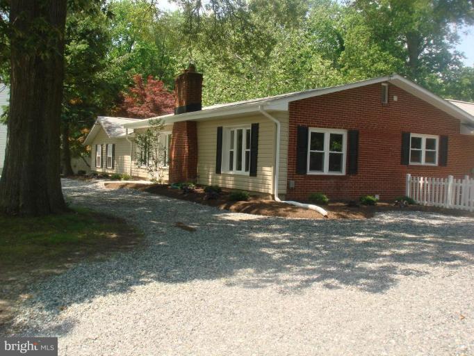 9171 Fort Smallwood Road Pasadena, MD 21122 - Photo 2 of 25 Exterior #2