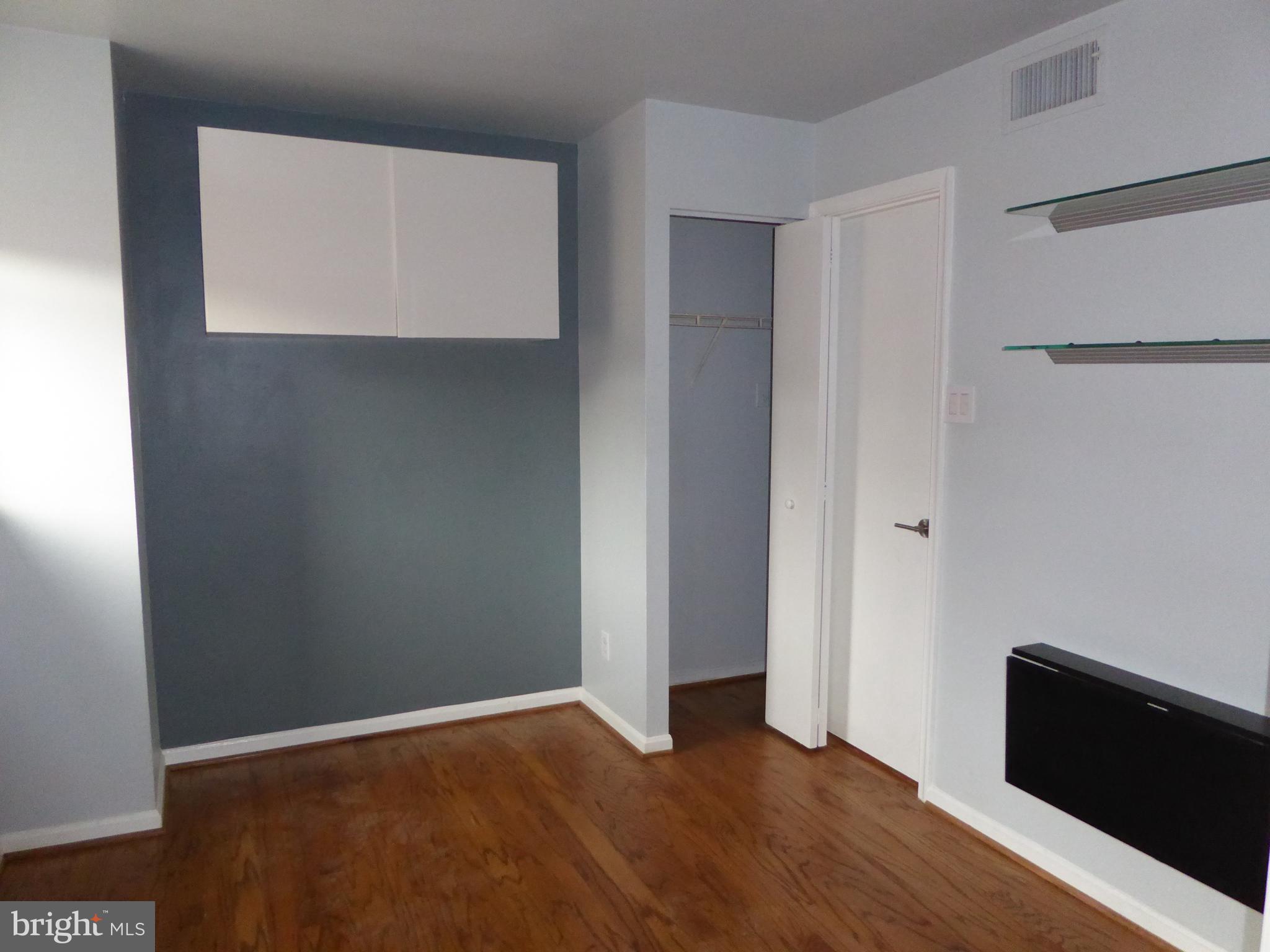 1436 Meridian Place Northwest, Unit 404 Washington, DC 20010 - Photo 9 of 25 Bedroom