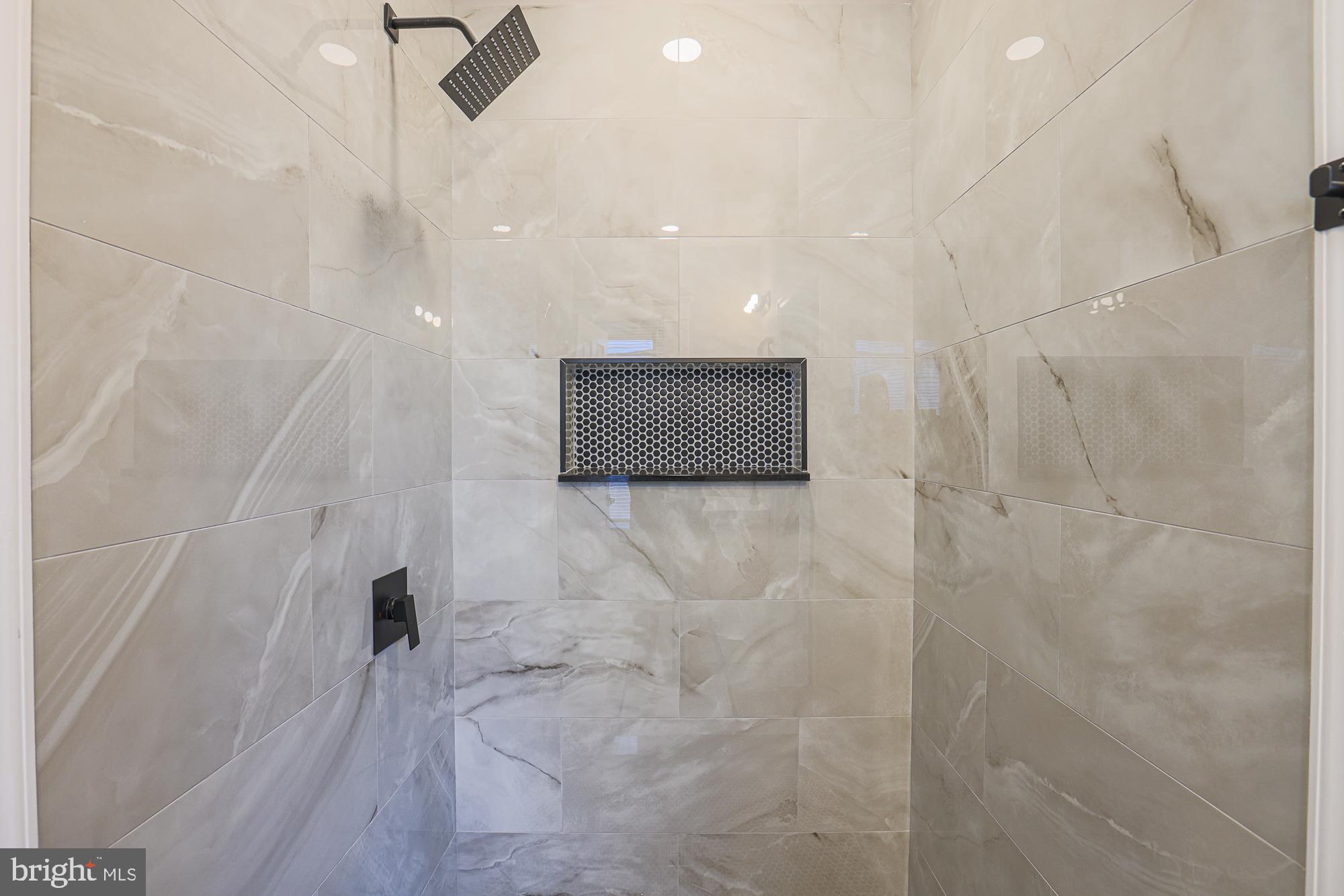 3803 Cedardale Road Baltimore, MD 21215 - Photo 34 of 63