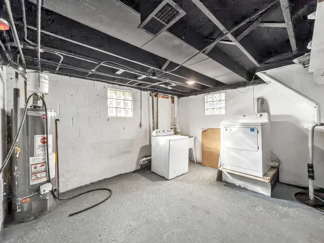 $179,990 | 1304 Freeland Avenue, Calumet City, IL 60409