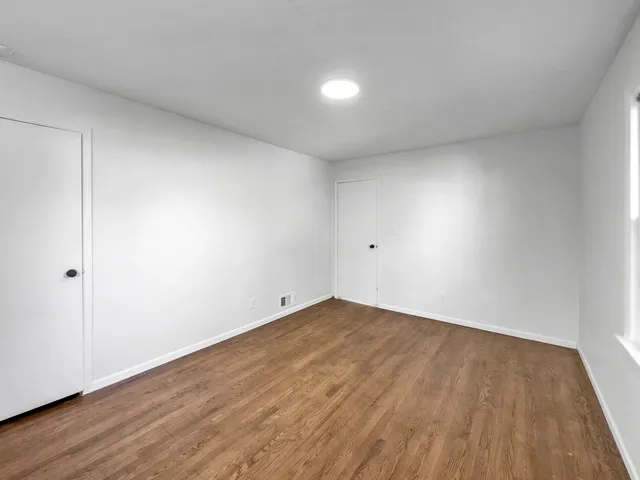 $179,990 | 1304 Freeland Avenue, Calumet City, IL 60409