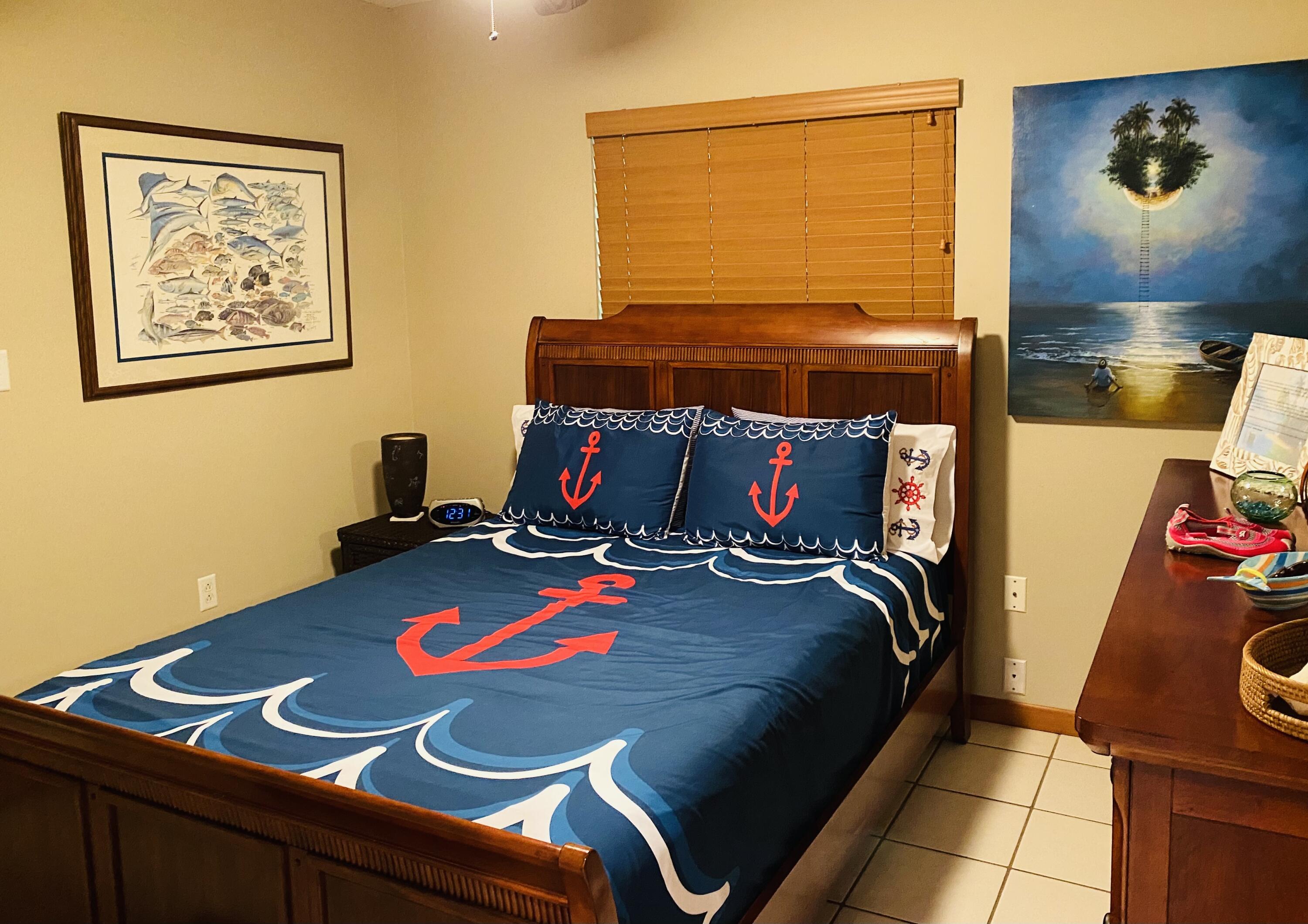 39 Dolphin Road Key Largo, FL 33037 - Photo 6 of 8 Bedroom 2