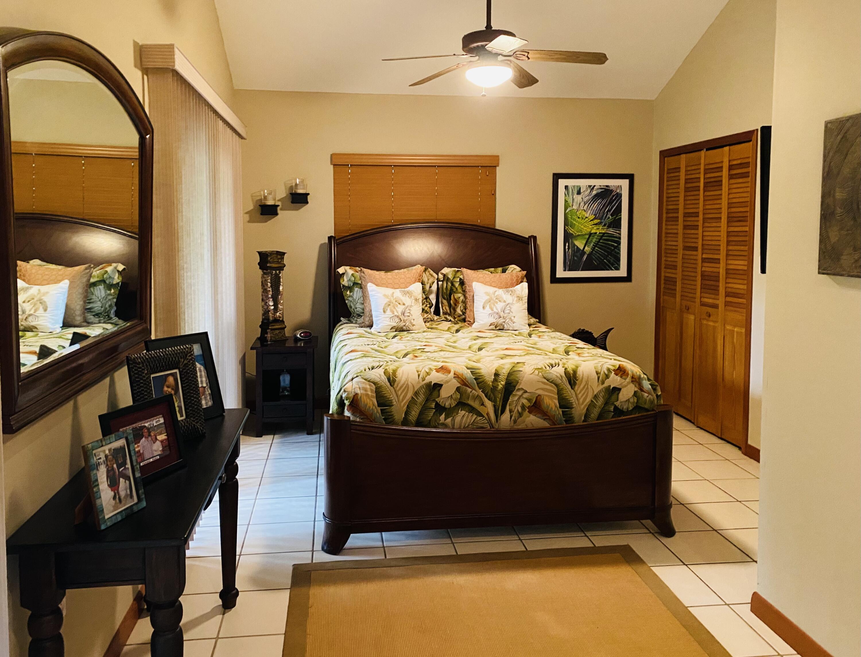 39 Dolphin Road Key Largo, FL 33037 - Photo 7 of 8 Master