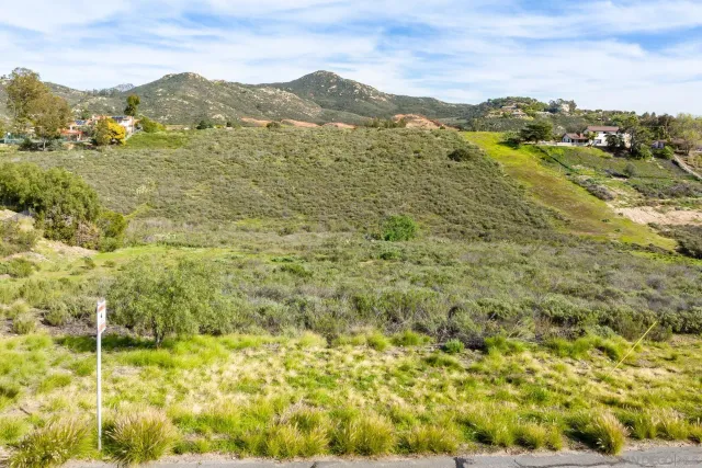 $1,750,000 | La Manda Drive, Poway, CA 92064