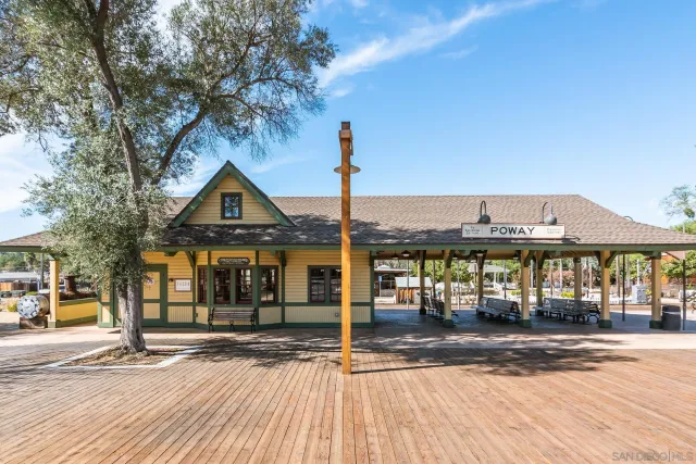 $1,750,000 | La Manda Drive, Poway, CA 92064