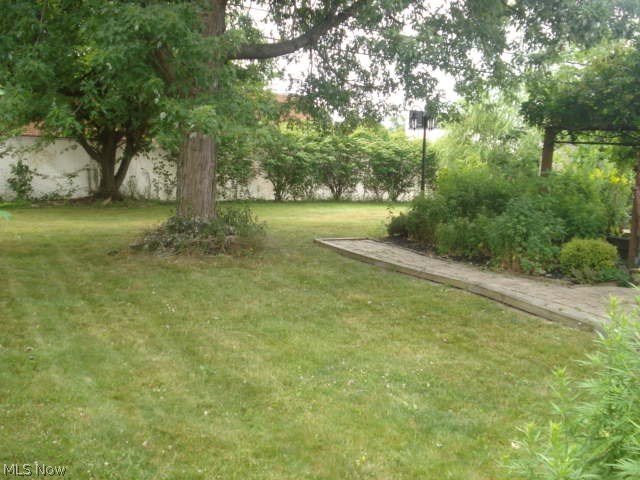 1430 Beaconfield Road Lyndhurst, OH 44124 - Photo 17 of 19