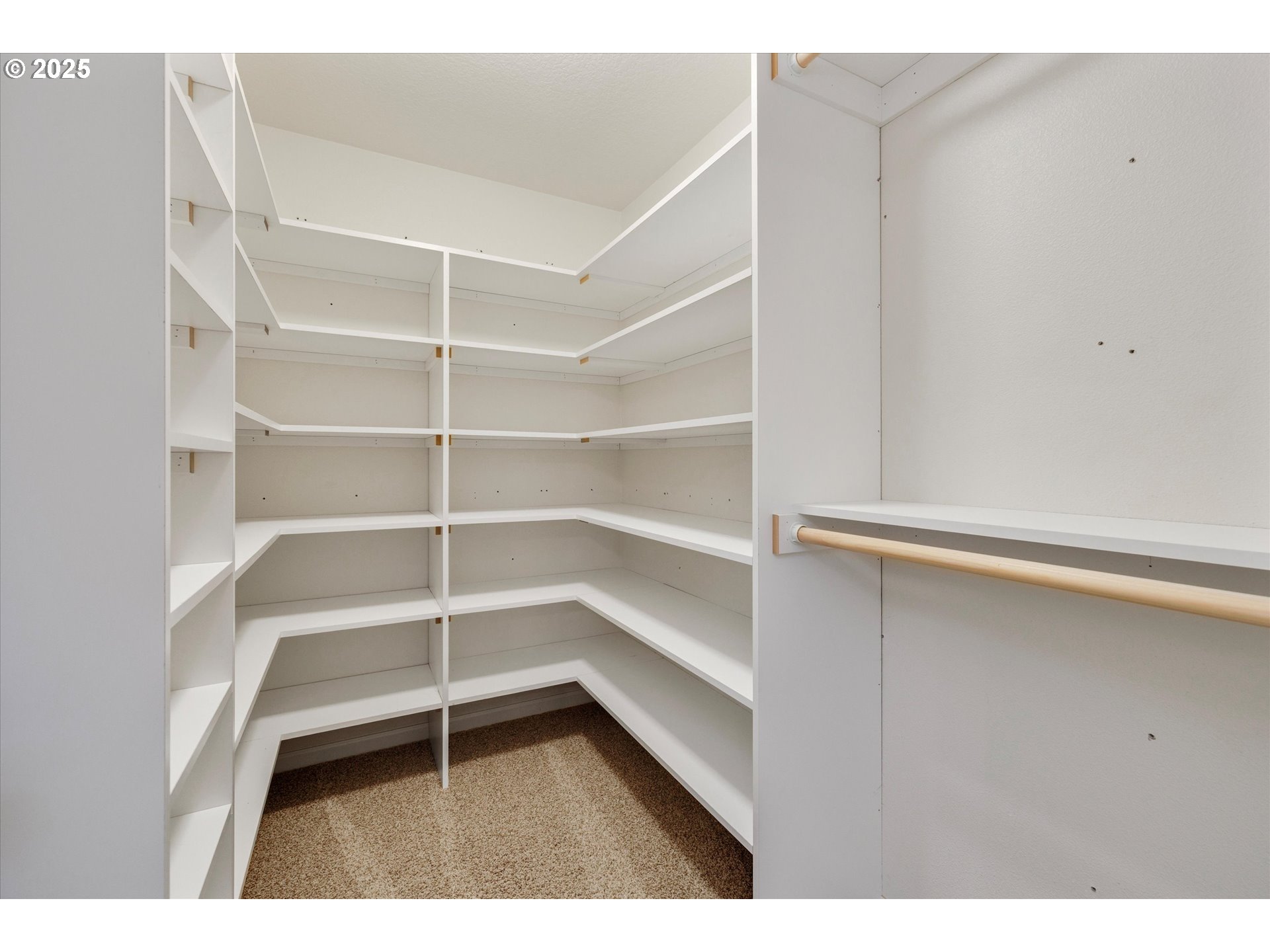 2731 Baines Boulevard Hubbard, OR 97032 - Photo 27 of 41 Bedroom, Primary