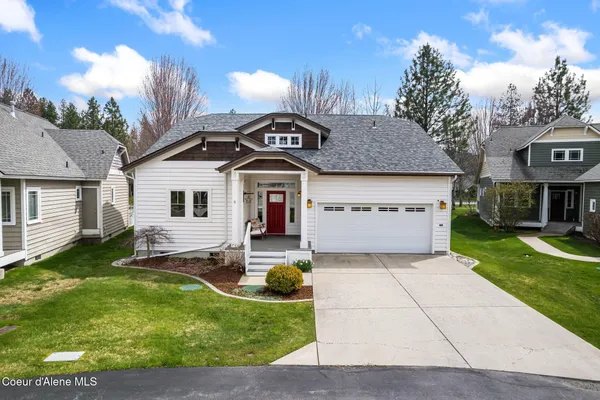 $899,000 | 404 Lundblad Place, Dover, ID 83825