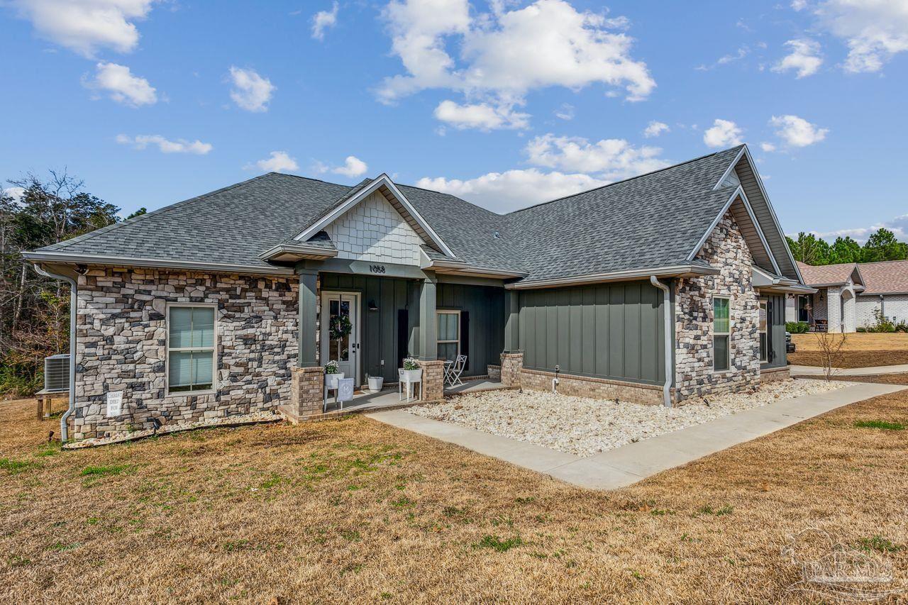 1058 Ironforge Road Cantonment, FL 32533 - Photo 4 of 41