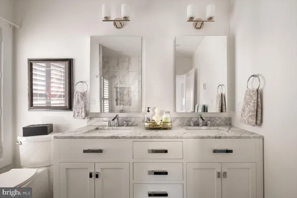 $499,990 | 411 North Loudoun Street, Winchester, VA 22601