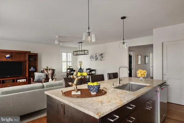 $499,990 | 411 North Loudoun Street, Winchester, VA 22601